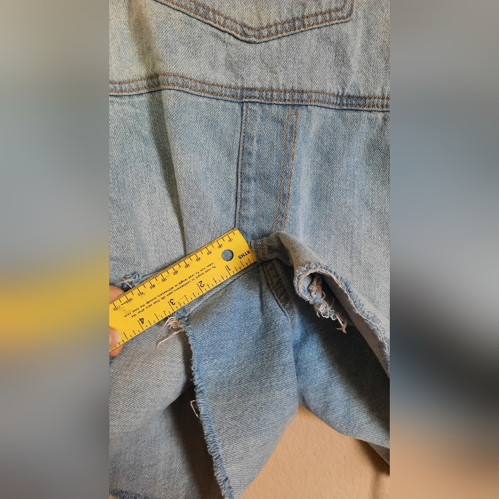 Universal Thread Light Wash Denim Short Overalls - image 3